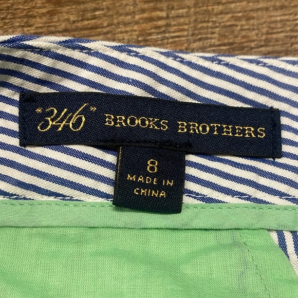 Brooks Brothers Striped Seersucker Embroidered 100% Cotton Shorts Size 8 - Picture 3 of 5